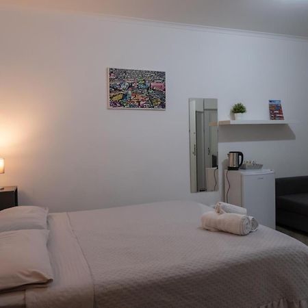 Toledo Road 429 Hotel Napoli Ngoại thất bức ảnh