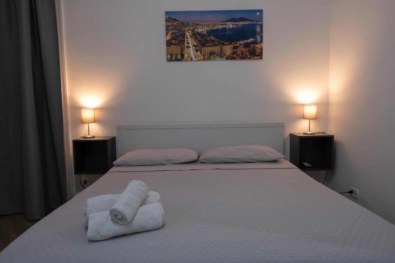 Toledo Road 429 Hotel Napoli Ngoại thất bức ảnh