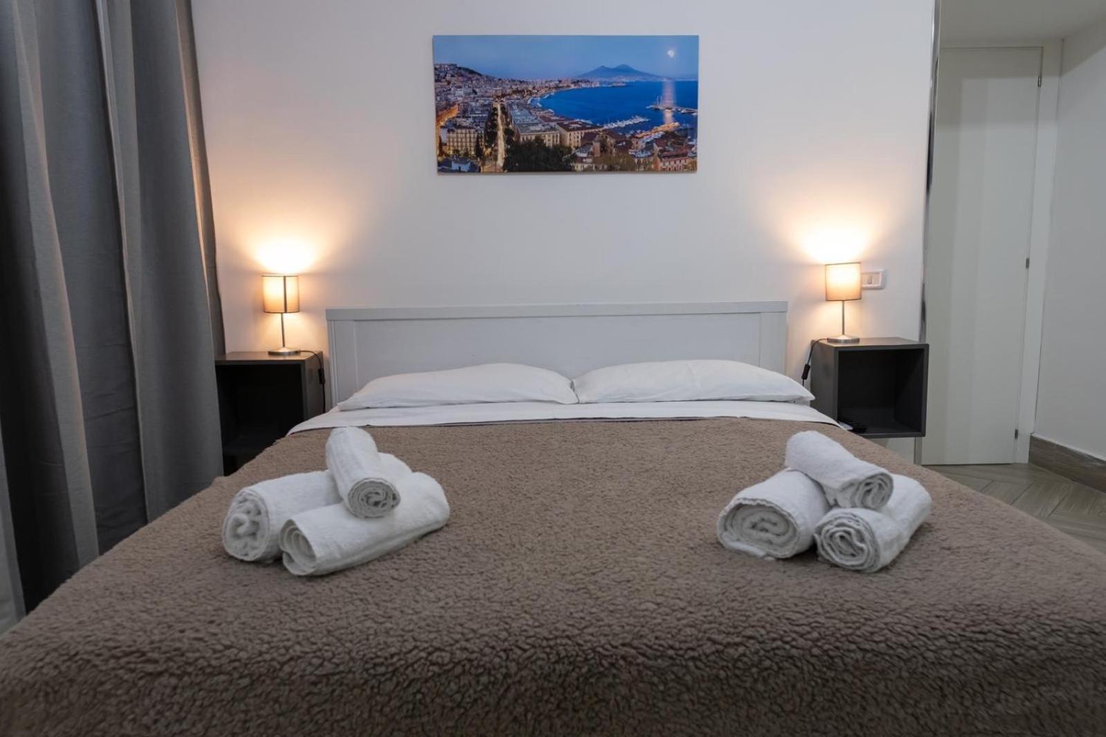 Toledo Road 429 Hotel Napoli Ngoại thất bức ảnh