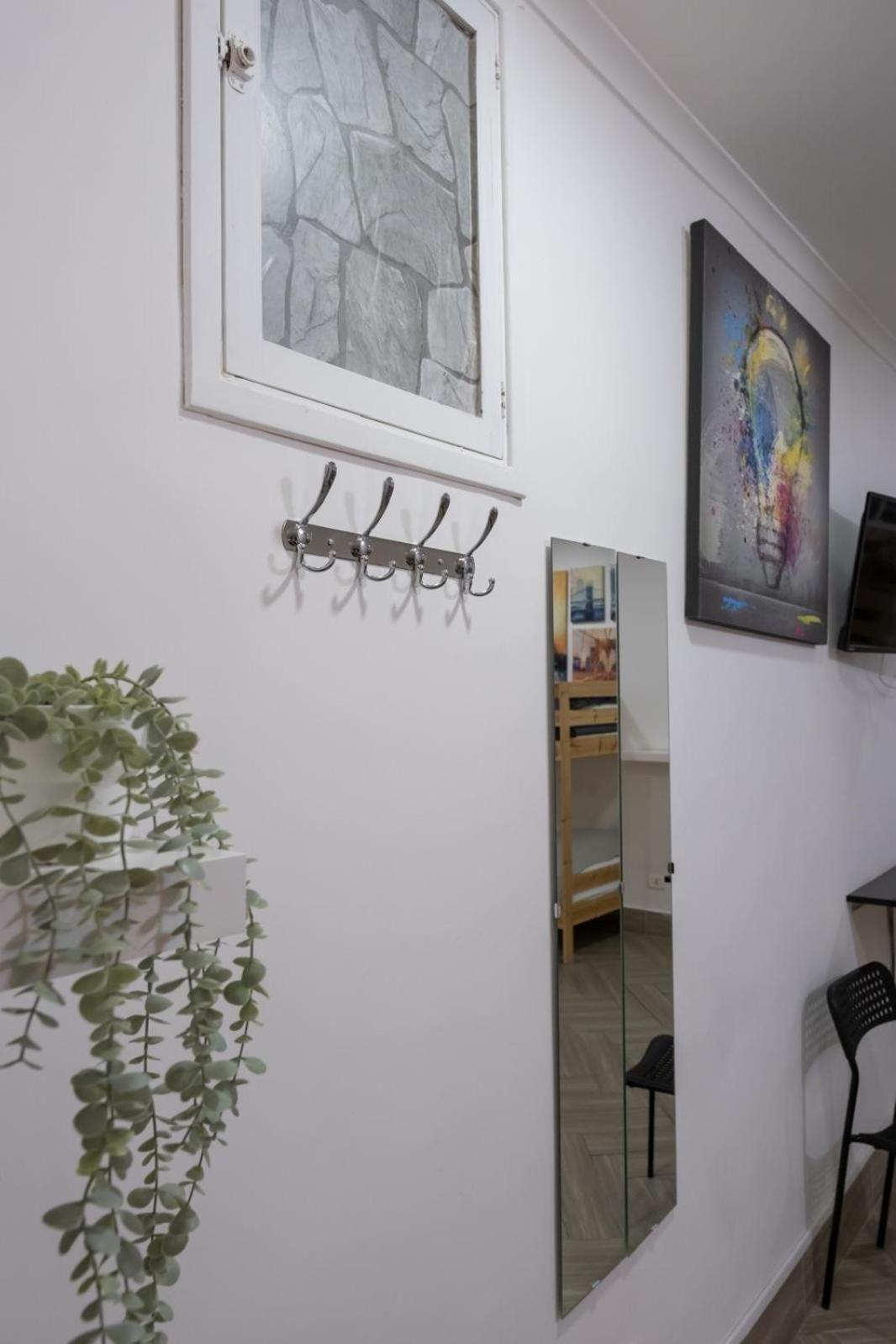 Toledo Road 429 Hotel Napoli Ngoại thất bức ảnh